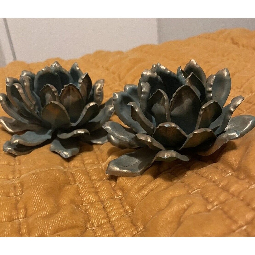 Two Metal flowers for crafts, jewelry, embellishments, accents - Water Lily - Picture 4 of 5